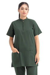 Sophisticated Zippered Scrub Set for Clinics