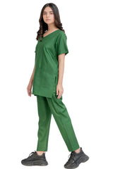 Dual-Pocket Scrub Set - right side view