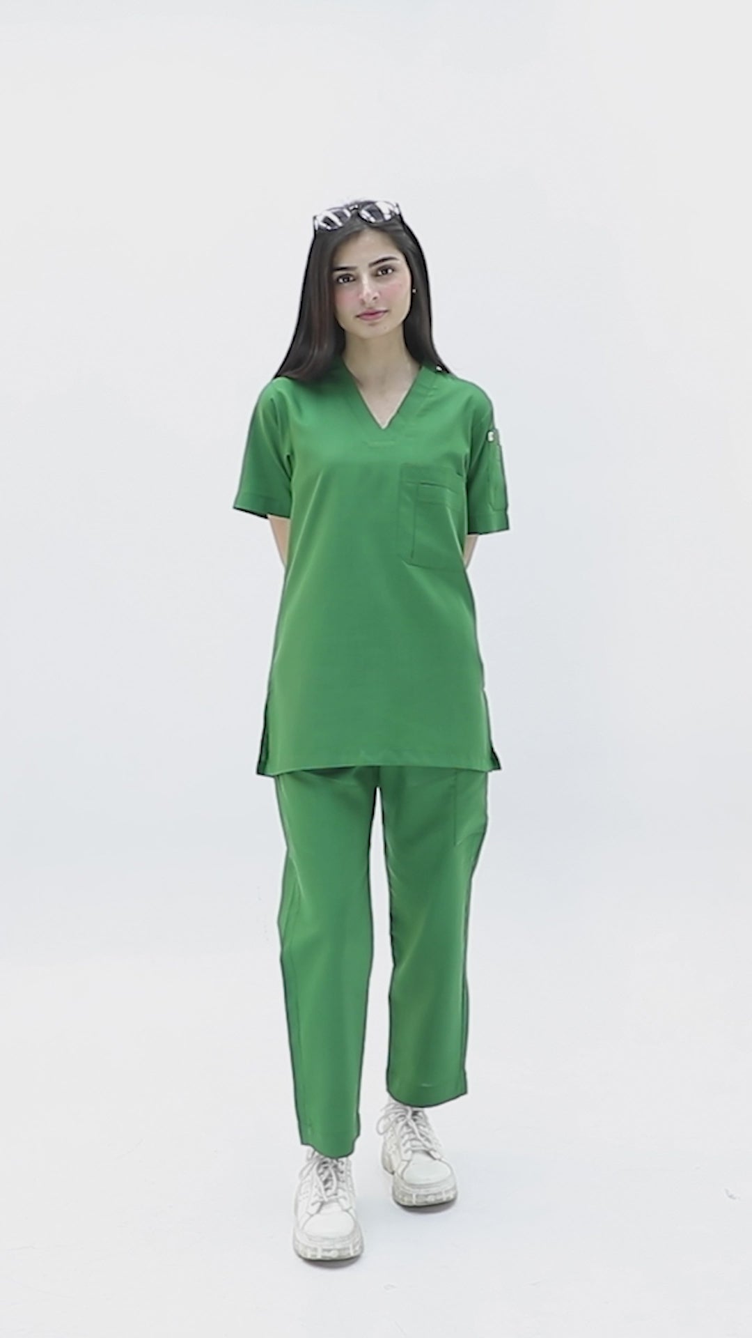 Dermatologist's Elite Pocketed Scrub Set